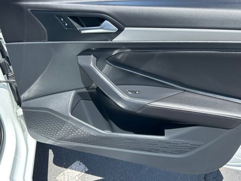 Certified 2023 Volkswagen Jetta S FWD image 16