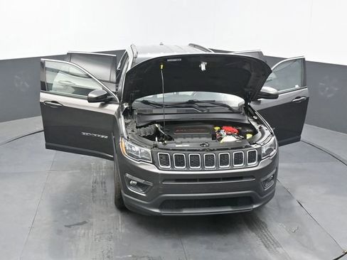 Used 2021 Jeep Compass Latitude w/ Convenience Group FWD image 70