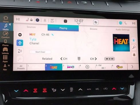 New 2026 Jeep Grand Cherokee Altitude AWD/4WD image 24