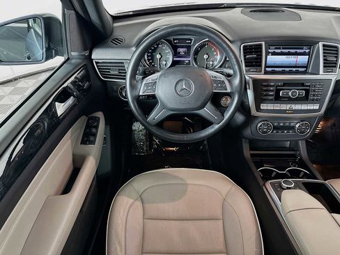 Used 2013 Mercedes-Benz ML 350 BlueTEC 4MATIC image 21
