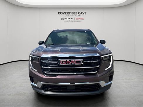 Used 2025 GMC Acadia Elevation image 2