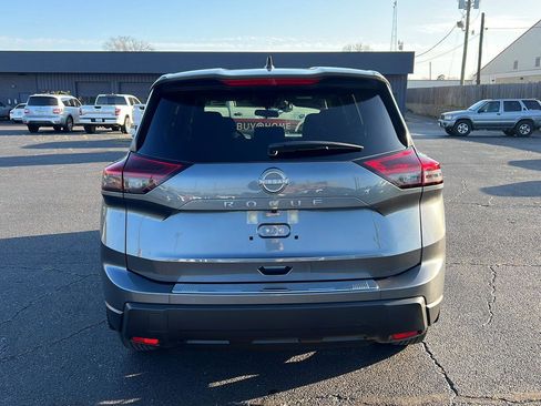New 2026 Nissan Rogue SV image 4