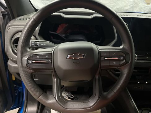 Used 2024 Chevrolet Colorado Trail Boss w/ Technology Package image 18