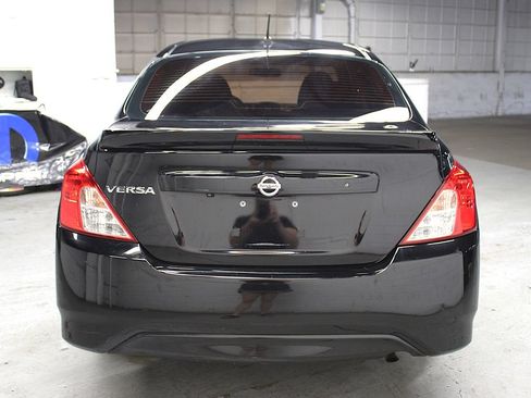 Used 2019 Nissan Versa S Plus FWD image 4