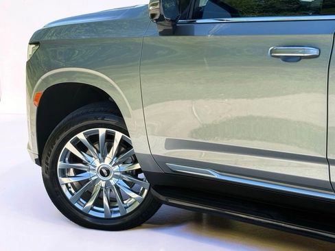 Certified 2023 Cadillac Escalade Premium Luxury w/ Performance Package AWD/4WD image 6