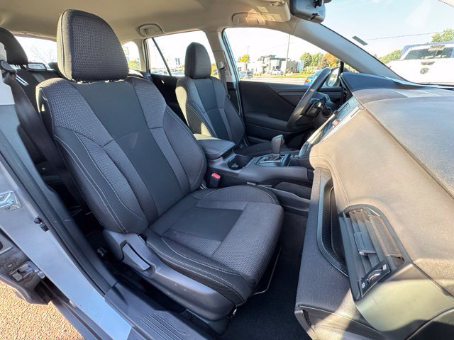 Used 2023 Subaru Outback AWD/4WD image 11