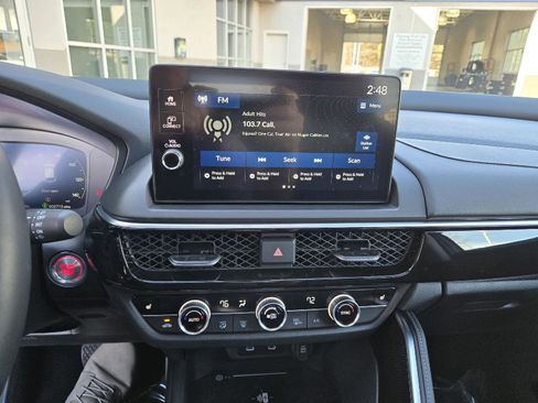 Certified 2025 Acura ADX FWD image 33