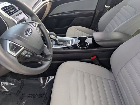 Used 2014 Ford Fusion S image 16