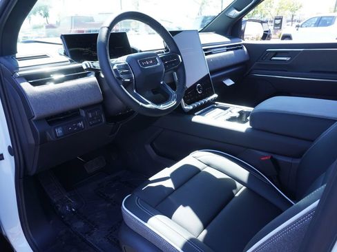 New 2026 GMC Sierra EV Elevation image 16