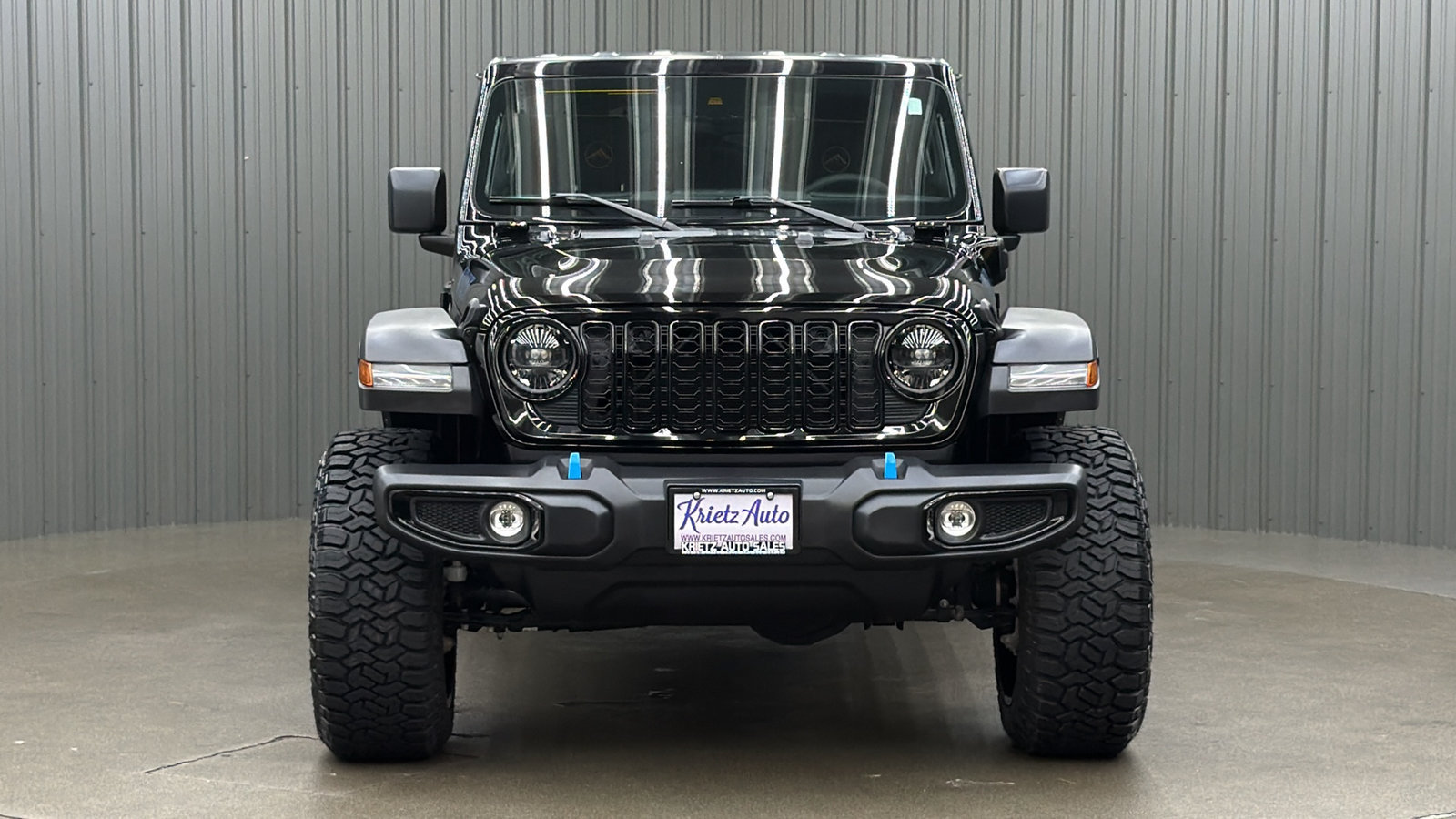 Used 2024 Jeep Wrangler Unlimited AWD/4WD image 8