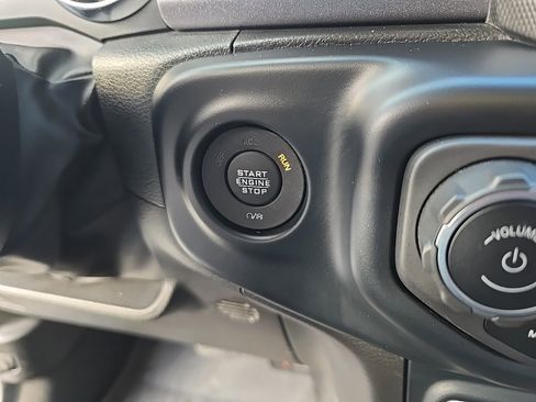 Used 2023 Jeep Gladiator Mojave w/ Trailer Tow Package image 18