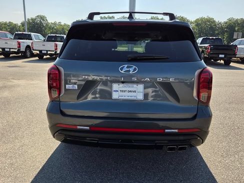 Used 2025 Hyundai Palisade XRT FWD image 11