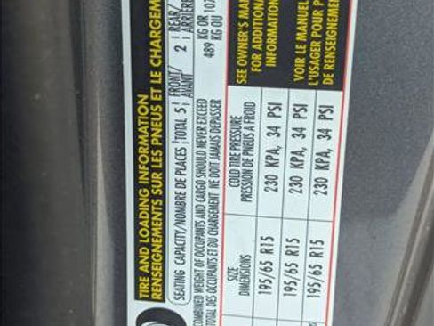 Used 2013 Volkswagen Golf 2-Door image 14