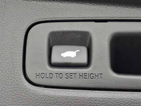 Used 2023 Honda CR-V EX-L image 29