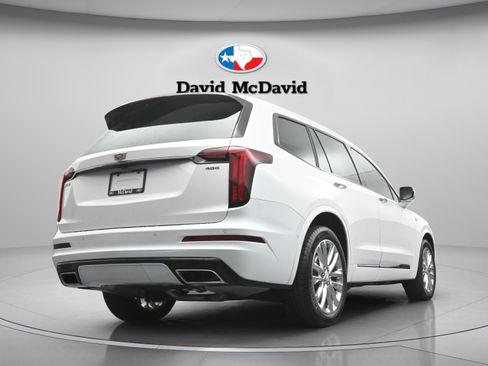 Used 2023 Cadillac XT6 Premium Luxury w/ Technology Package FWD image 40
