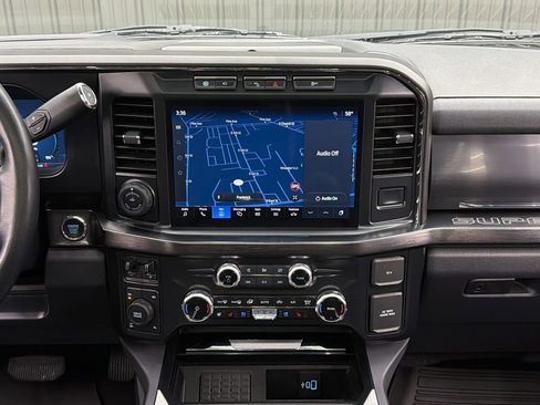 Used 2024 Ford F250 Lariat w/ Lariat Ultimate Package image 29