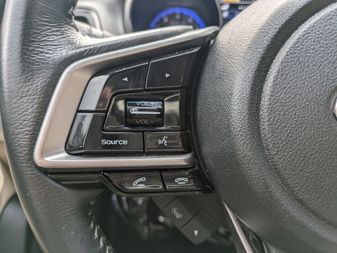 Used 2018 Subaru Outback 3.6R Limited AWD/4WD image 23