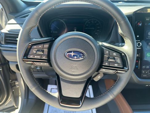 Used 2025 Subaru Forester Touring image 27