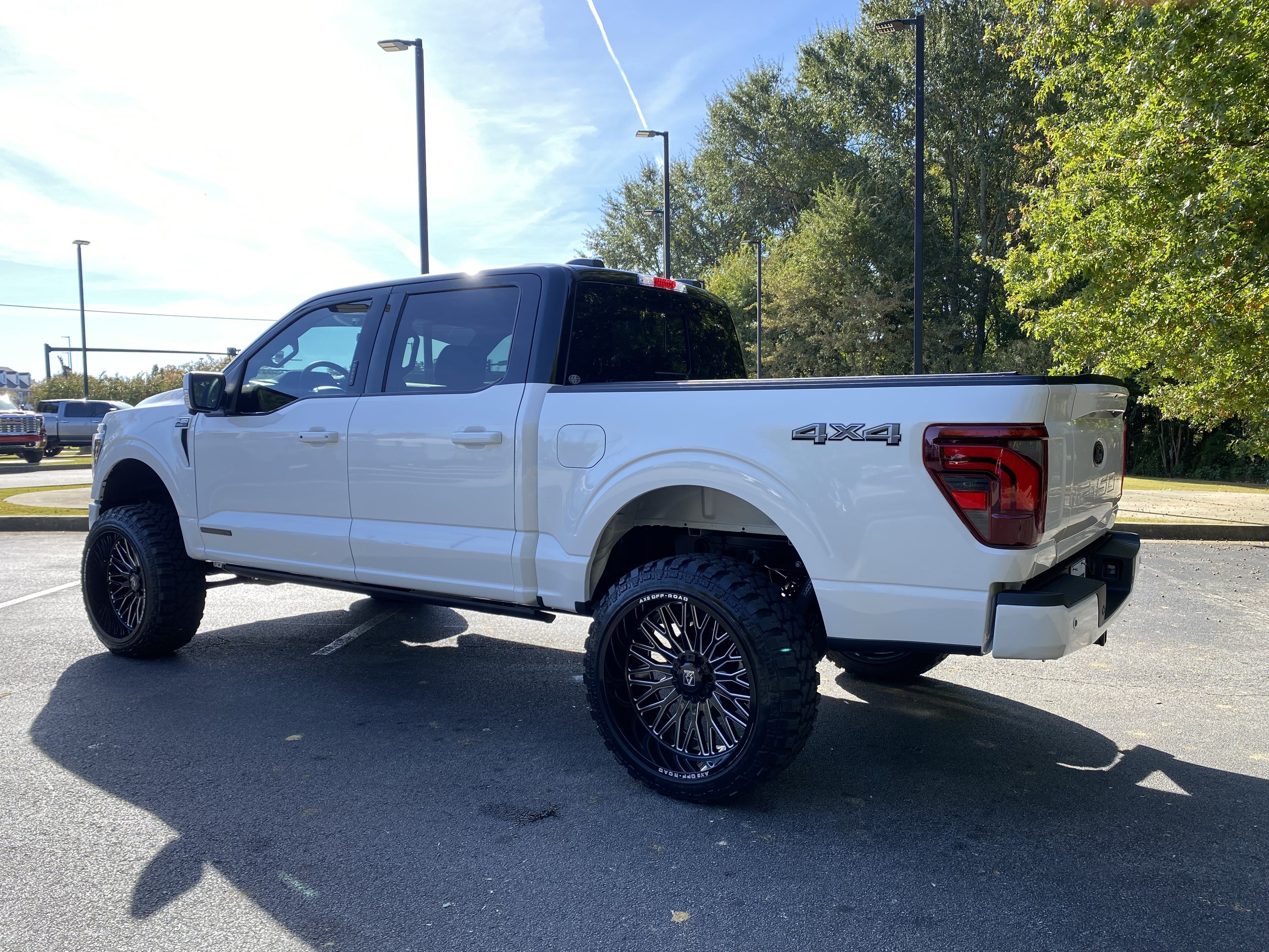 Used 2026 Ford F150 Lariat w/ Equipment Group 501A Mid AWD/4WD image 7