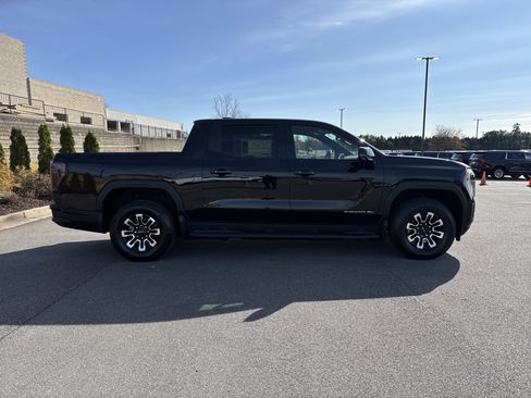 New 2026 GMC Sierra EV Elevation w/ Premium Package AWD/4WD image 11