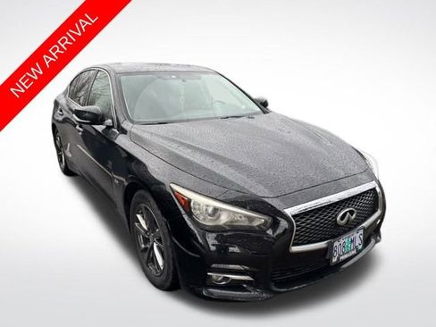 Used 2017 INFINITI Q50 Signature Edition w/ Cargo Package (L95) image 1