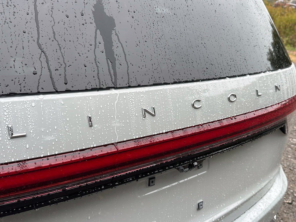 New 2027 Lincoln Aviator Reserve AWD/4WD image 28