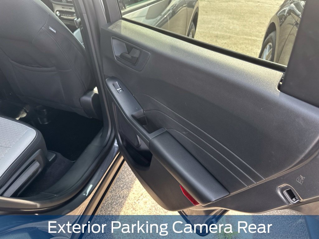 Used 2024 Ford Escape Active w/ Tech Pack #1 AWD/4WD image 17