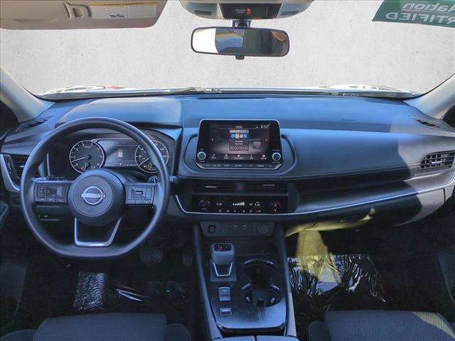 Used 2024 Nissan Rogue SV FWD image 17