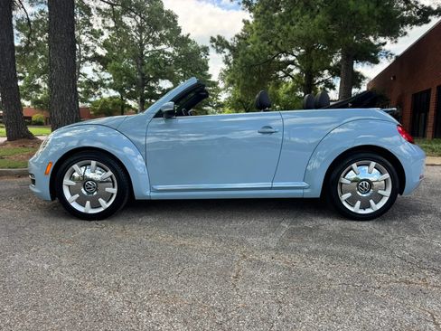 Used 2013 Volkswagen Beetle 2.5 FWD image 5