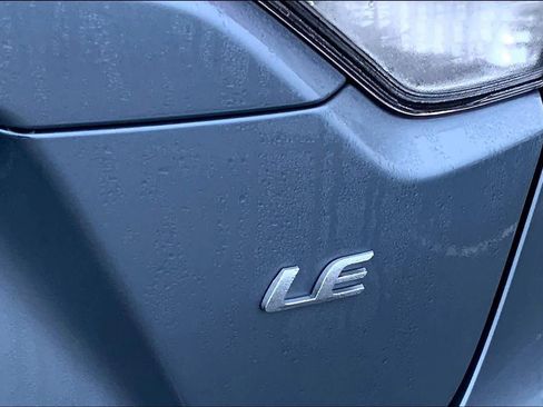 Used 2025 Toyota Corolla LE w/ Convenience Package image 10