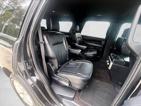 Used 2020 Ford Expedition XLT RWD image 29