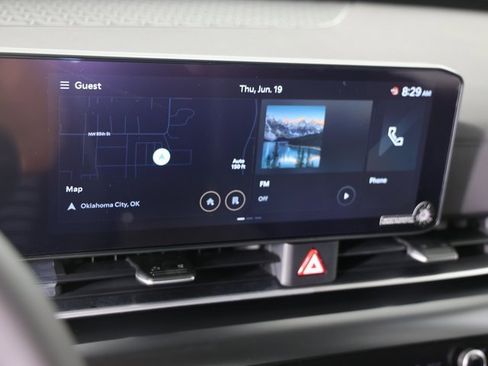 Certified 2026 Kia Carnival LXS image 17