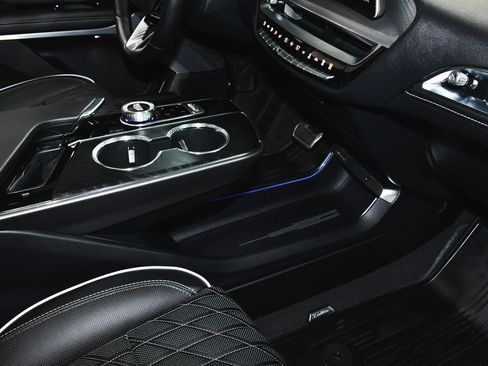 Used 2026 Cadillac Lyriq V image 63