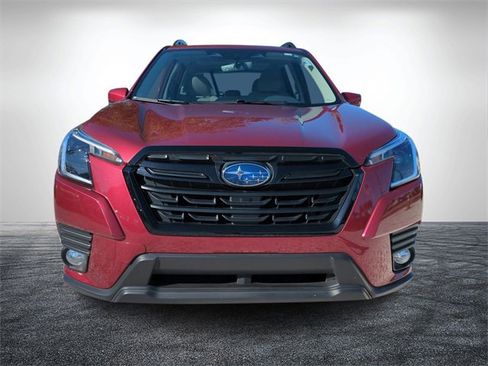 Used 2023 Subaru Forester Premium image 9