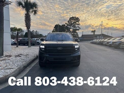 Used 2025 Ford Expedition Platinum w/ Stealth Appearance Package image 4