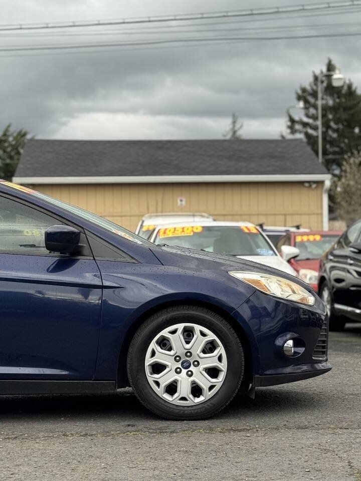 Used 2012 Ford Focus SE FWD image 19