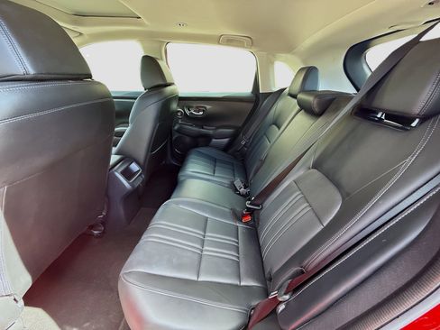 Certified 2024 Honda HR-V EX-L image 22