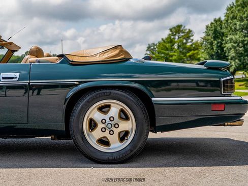 Used 1994 Jaguar XJS V12 Convertible image 5