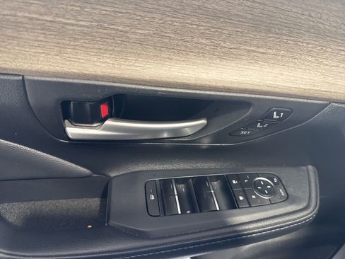 Used 2026 Toyota Grand Highlander Limited image 6