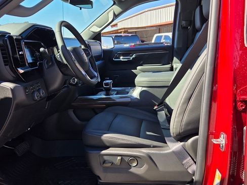 New 2026 Chevrolet Silverado 1500 LT Trail Boss w/ LT Trail Boss Premium Package AWD/4WD image 3