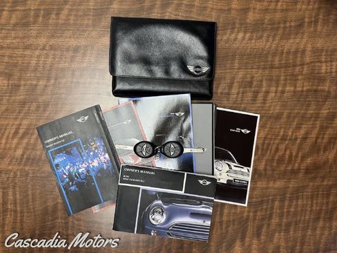 Used 2005 MINI Cooper S image 2
