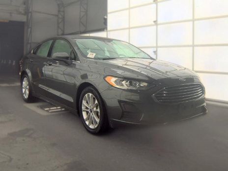 Used 2020 Ford Fusion SE FWD image 3