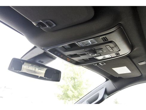 Used 2022 Chevrolet Tahoe RST w/ Luxury Package image 24