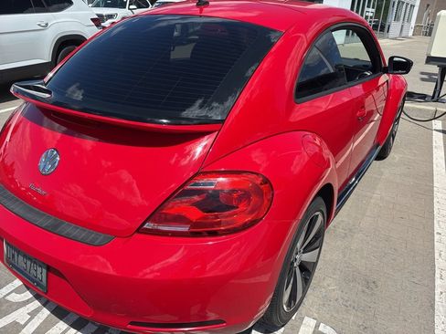 Used 2012 Volkswagen Beetle 2.0T FWD image 5