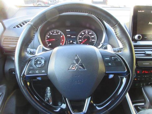 Used 2022 Mitsubishi Eclipse Cross SEL image 13