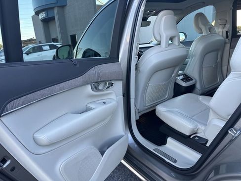 Used 2022 Volvo XC90 T6 Inscription w/ Advanced Package image 14