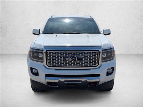 Used 2017 GMC Canyon SLT w/ Driver Alert Package image 2
