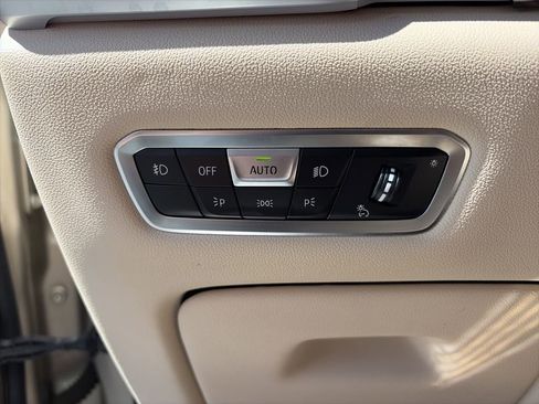 Used 2019 BMW X5 xDrive40i w/ Executive Package image 15