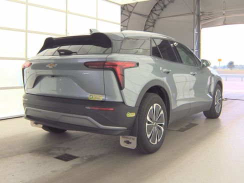 Used 2024 Chevrolet Blazer EV LT AWD/4WD image 14