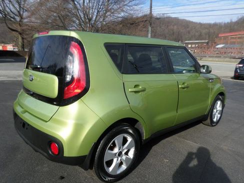 Used 2019 Kia Soul Base 6A image 6